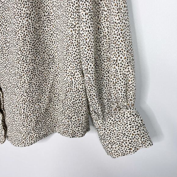 Banana Republic M Cream Black Cheetah Print Essential Button Front Blouse Top - Picture 5 of 10